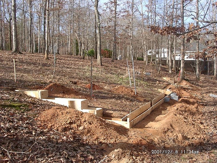 06 200112081134.JPG - Which will require footings and forms.